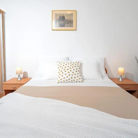 Lea Guesthouse Apartamento Hvar Town