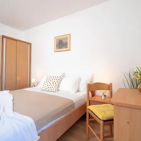 Apartamento Lea Guesthouse *