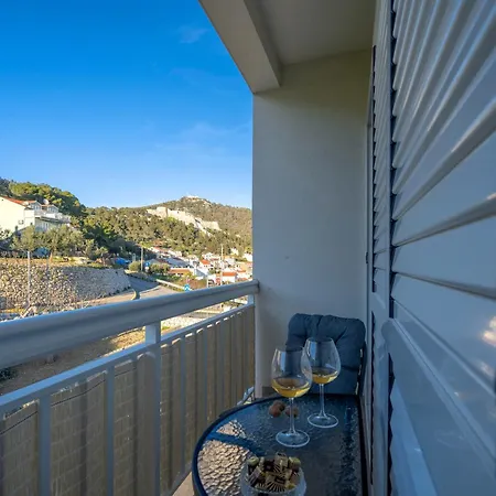 Lea Guesthouse Hvar Town